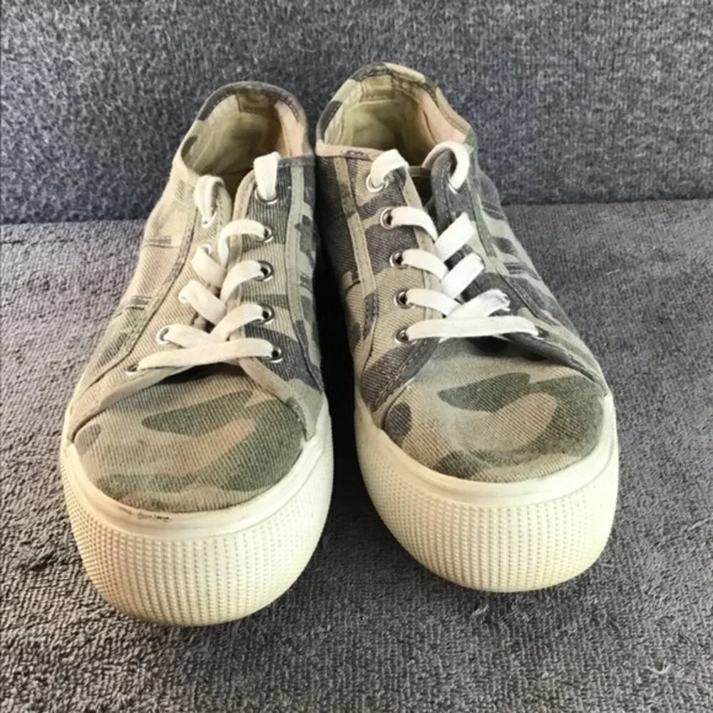 Steve Madden steve madden